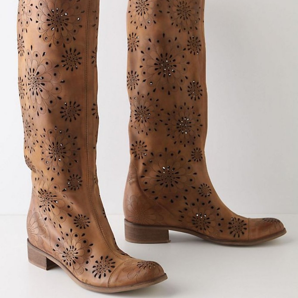 Anthropologie Foxglove Soft Leather Cut Out Boots